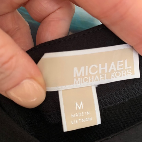 Michael Kors cold shoulder top - Picture 5 of 5